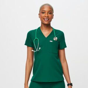 Figs Womens Scrub Set Large/Large Petite - Color Hunter Green